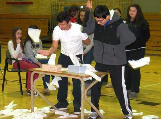 Minute to Win it: Freshman Edition