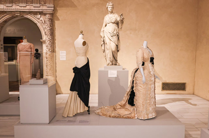 Image Credit: The Fashionography